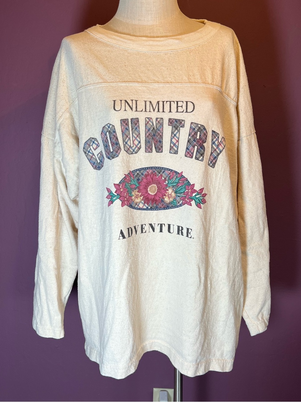 🤍Vintage 100% Cotton Cream 'Unlimited Country' Long Sleeve Tee by Forelli